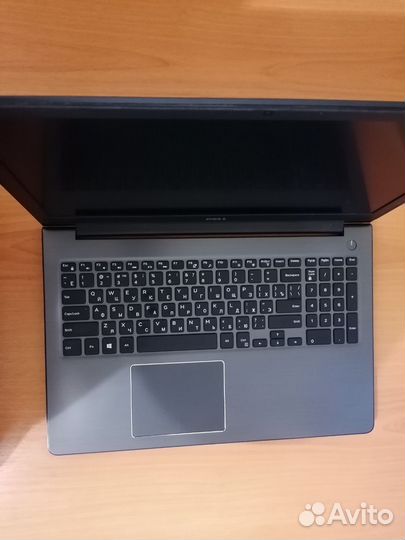 Ноутбук Dell Vostro 5568 (15,6”, Core i5, 16 GB RA