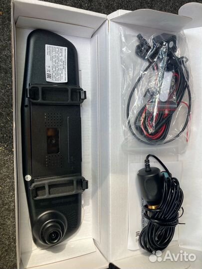 Зеркало заднего вида салонное