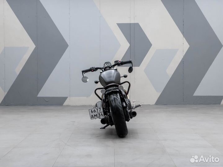 Triumph Bonneville Bobber