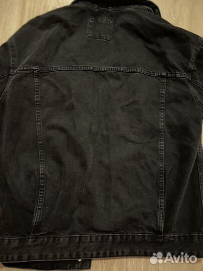 Джинсовая куртка bershka