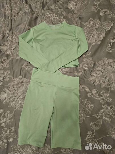 Костюм для фитнеса женский