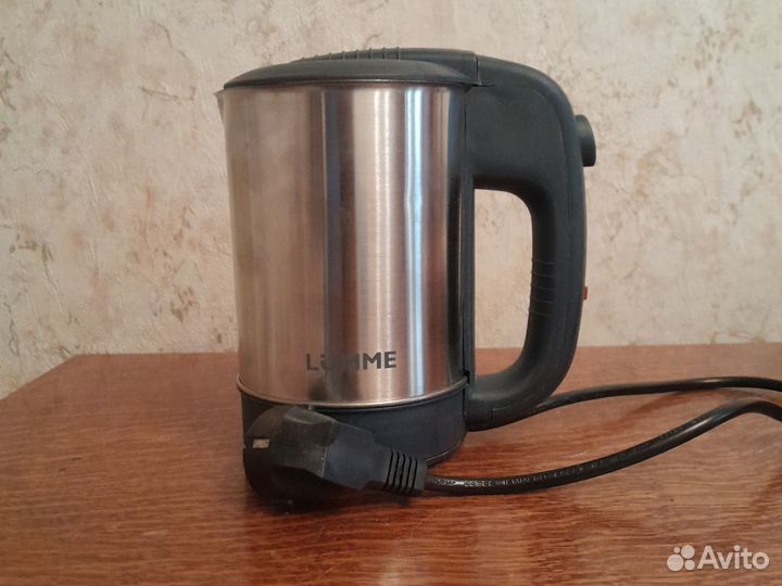 Чайник электрический 0,5