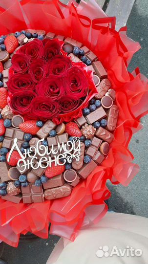 Букет для девушки из шоколада. Шоколадные цветы
