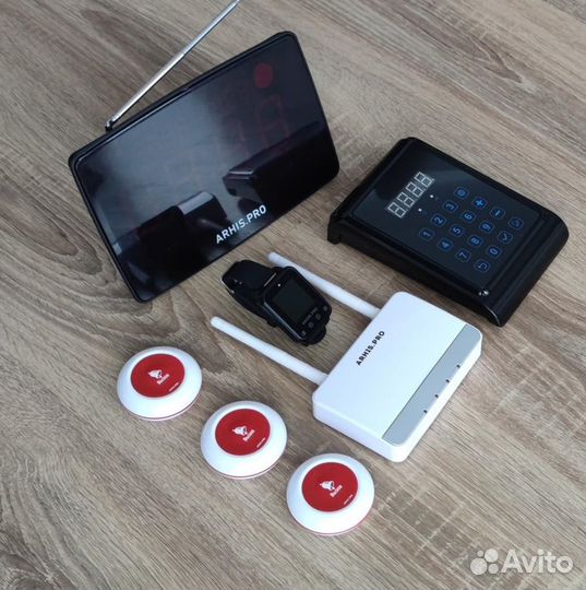 Кнопка вызова официанта,часы, табло, пульт, репите