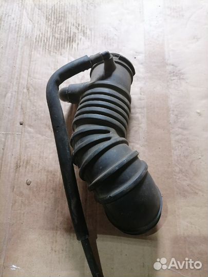 Патрубок воздушного фильтра