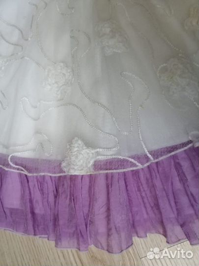 Очень красивое нарядное платье Botanique рр 96-104