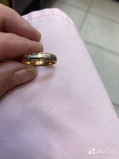 Золотое кольцо с бриллиантом СССР