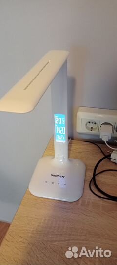 Лампа настольная