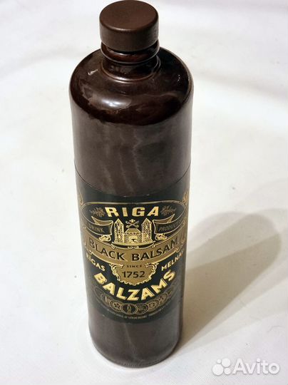 Бутылки из под элитного алкоголя