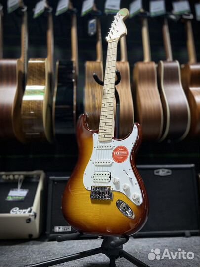 Fender Squier Affinity 2021 Stratocaster FMT HSS M