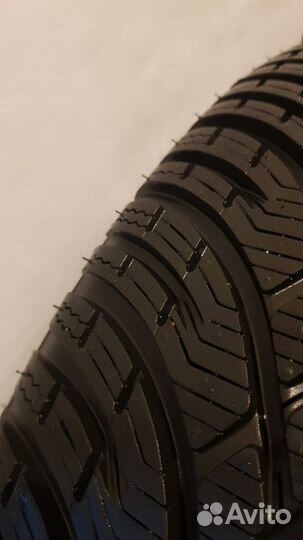 Bfgoodrich G-Force Winter 2 SUV 215/65 R16 102H