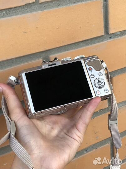 Фотоаппарат olympus pen e-pl8