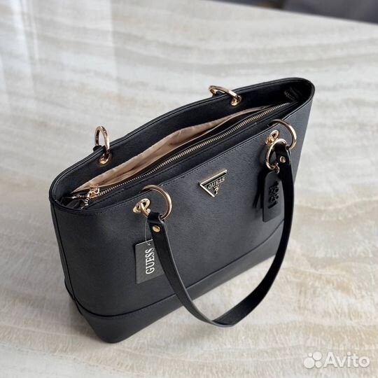 Сумка Guess черная