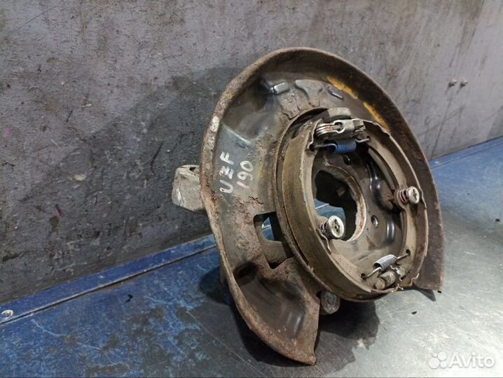 Цапфа задняя левая Lexus Gs 3