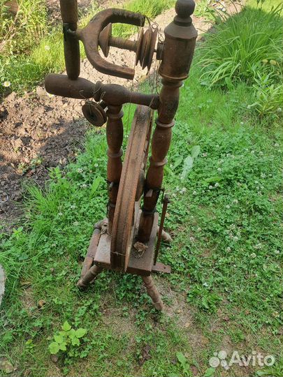 Прялка деревянная старинная
