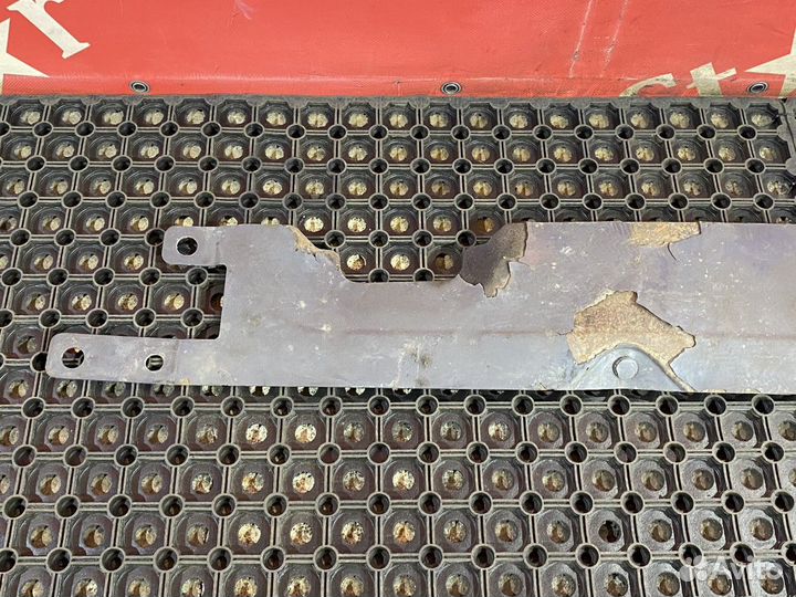 Защита переднего бампера Scania 5-series