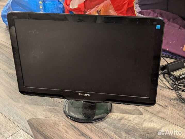 Монитор Philips 21.5 full hd