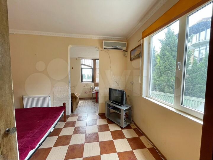 2-к. квартира, 39 м², 2/2 эт.