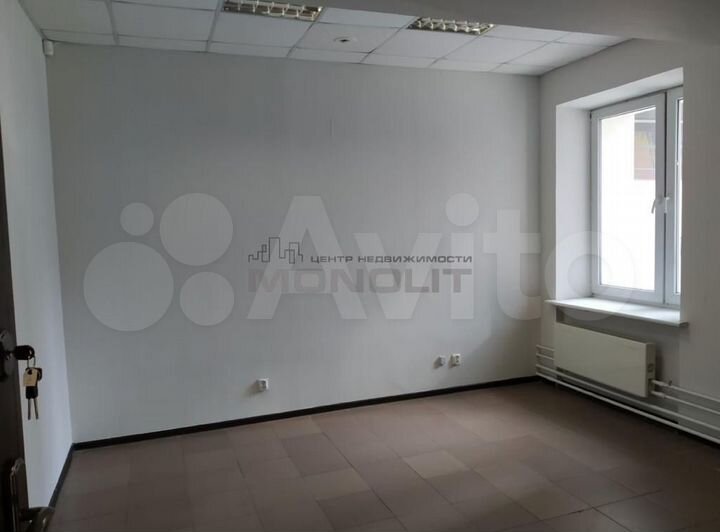 Малышева 12б