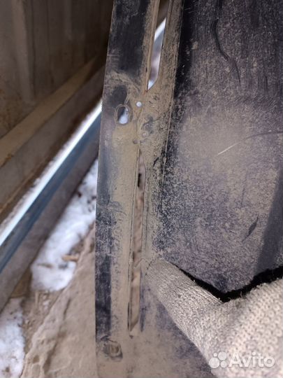 Локер передний правый Volkswagen Tiguan 2