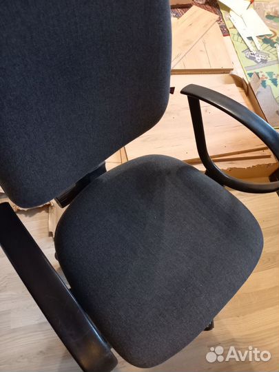 Компьютерное кресло