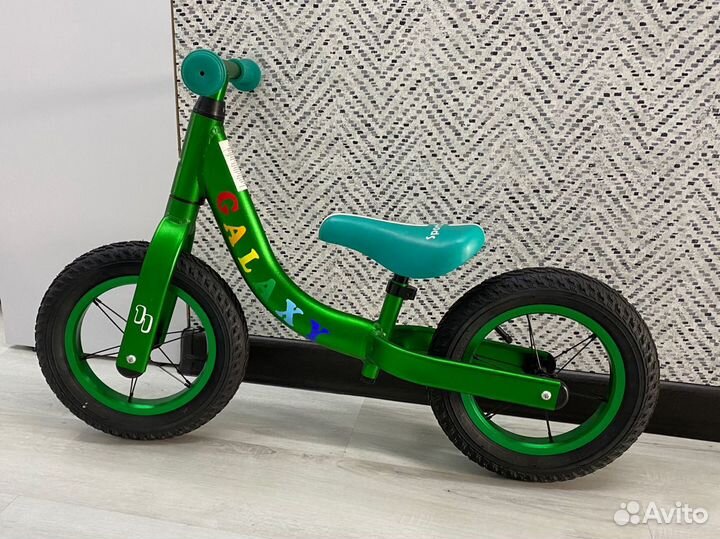 Беговел sportsbaby galaxy 1.0