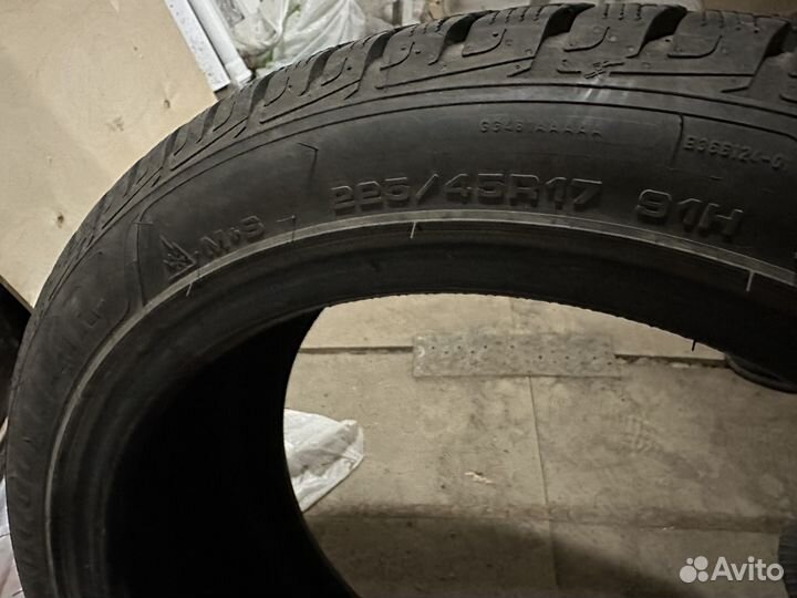 Goodyear UltraGrip Performance+ 225/45 R17 91