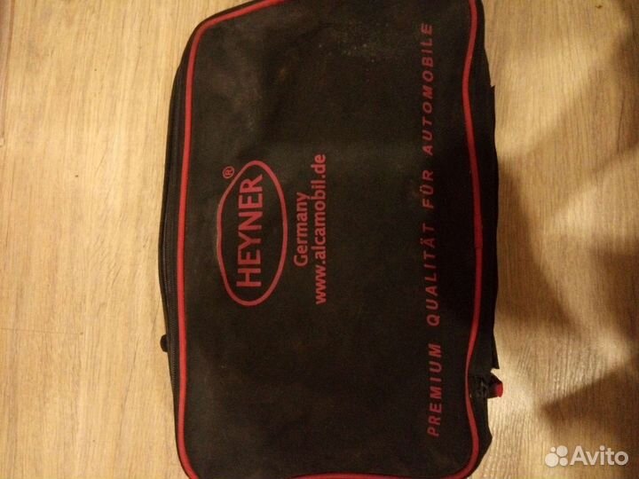 Автомобильный пылесос новый