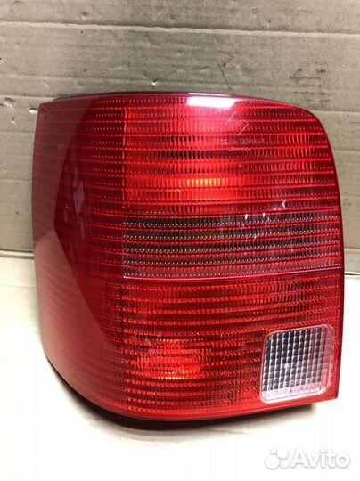 Фонарь задний левый Фольксваген В5 универсал