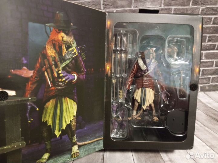 Ultimate Splinter as Van Helsing — Neca Universal