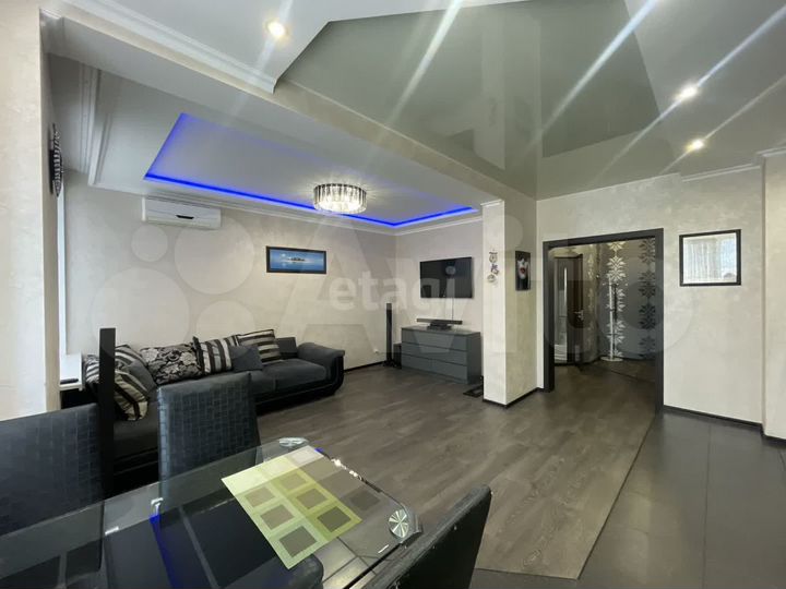 2-к. квартира, 75,2 м², 15/17 эт.