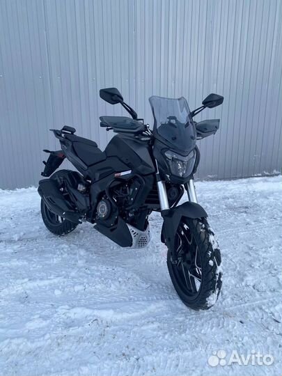 Мотоцикл Bajaj Dominar 400