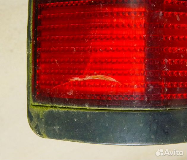 Фонарь левый универсал VW Passat B3 (дефект)