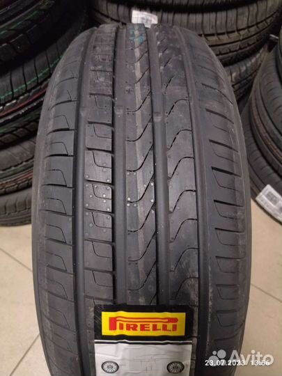 Pirelli Cinturato P7 215/55 R17 94V