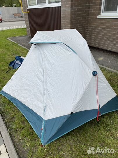 Палатка quechua 2 местная