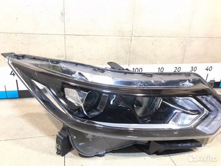 Фара правая Nissan Qashqai J11