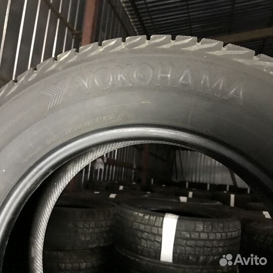 Yokohama Ice Guard IG30 205/55 R16