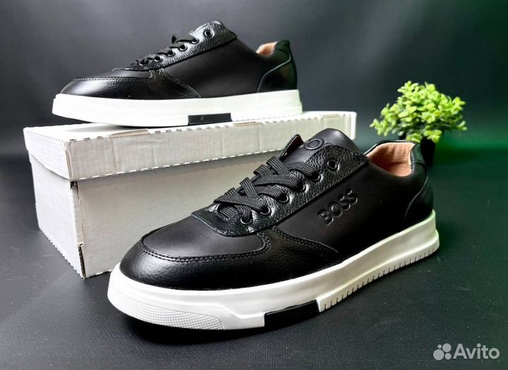 Кроссовки Boss стильные