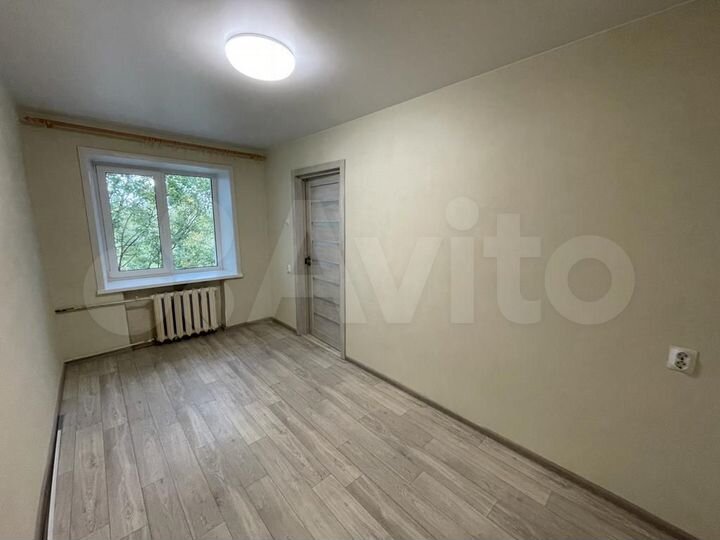 2-к. квартира, 45 м², 4/4 эт.