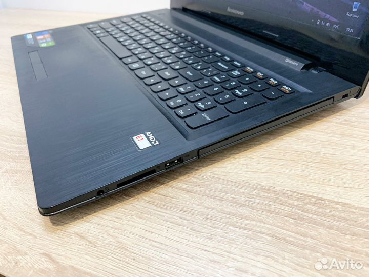 Ноутбук Lenovo 15.6 для дома и учёбы