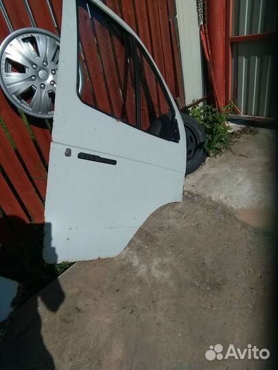 Дверь правая на газель