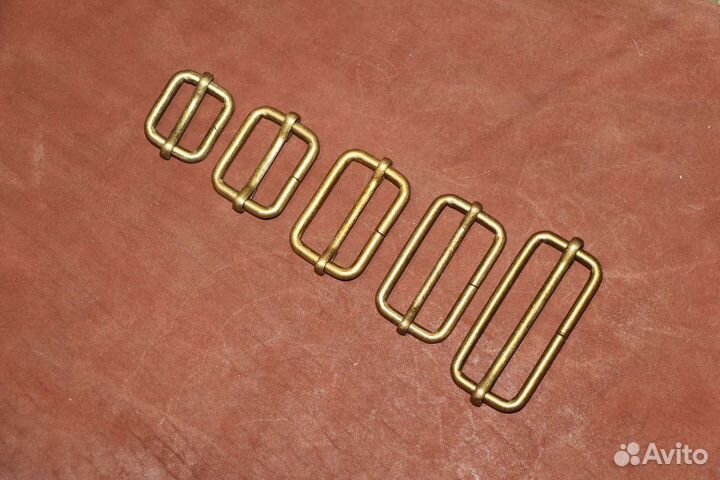 Пряжка для ремня регулировочная