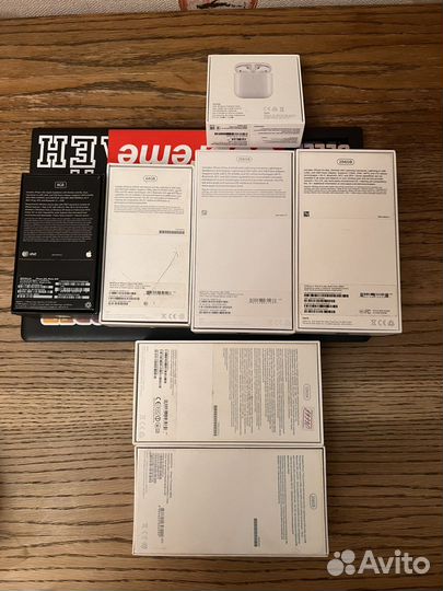 Коробки от техники Apple