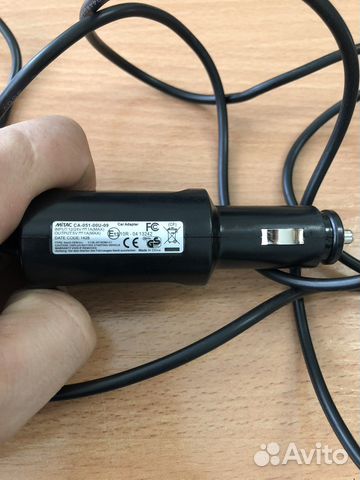 Автомобильный адаптер питания видеорегистратора