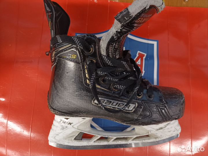 Коньки bauer supreme 2s