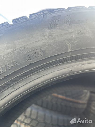 Pirelli WIceFR 205/55 R16 94T