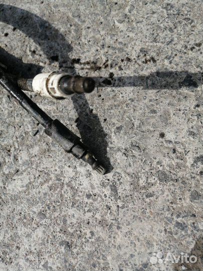 Трос ручного тормоза задний Ford Focus 2 седан