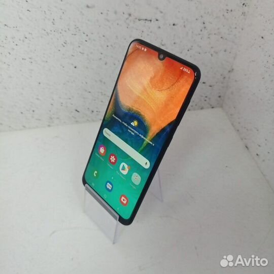 Samsung Galaxy A30, 3/32 ГБ