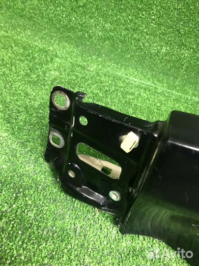 Передне Левое крыло Porsche Cayenne 957