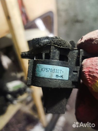 Датчик температуры воздуха Мазда 3 бк